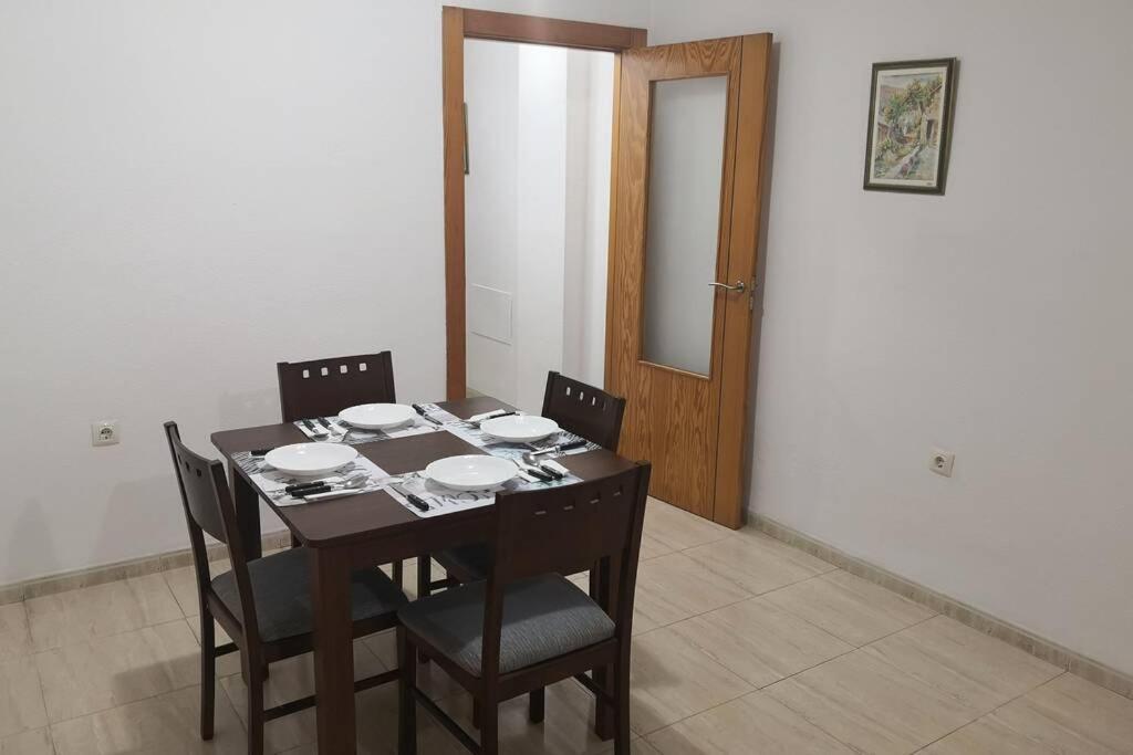 Apartament Centro Roquetas 5 Minutos De La Playa En Coche Garaje Solo Si Esta Disponible Roquetas de Mar Zewnętrze zdjęcie